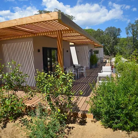 Private With Heated Pool Vila